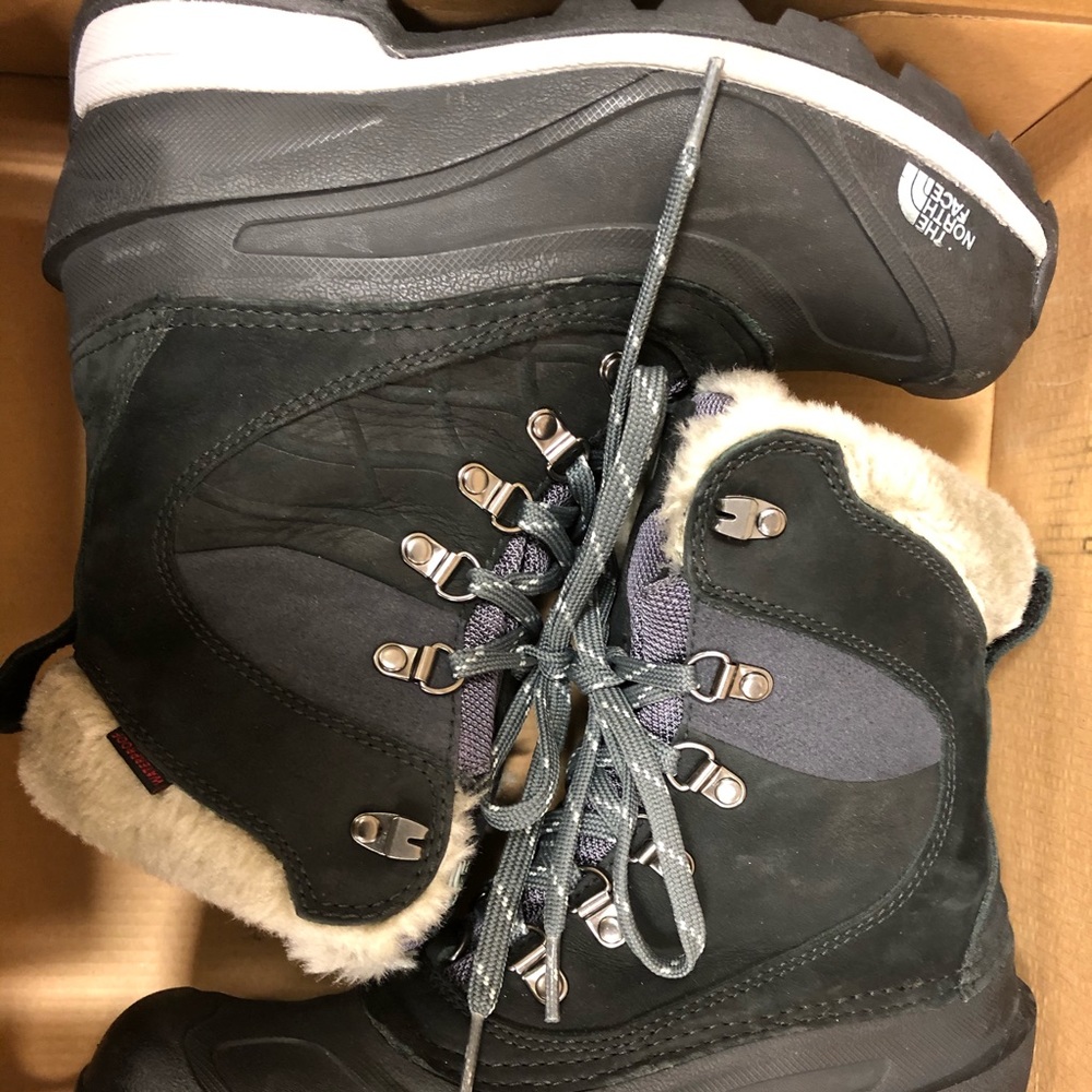 North Face Boots size 7